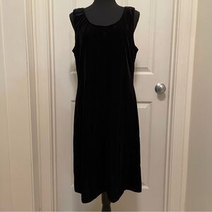 Molly Malloy Evening Dress Black Velvet Sleeveless Elegant Women's Size 12‎